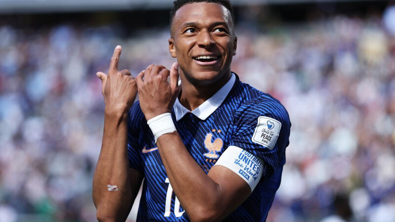 Mbappe dünya çempionatları tarixində Ronaldoya çatdı