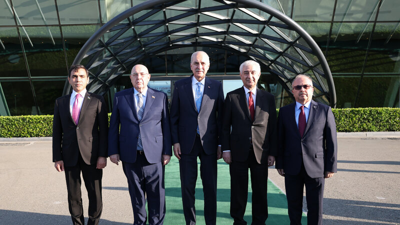 Türkiyə parlamentinin sədri  Numan Kurtulmuş Azərbaycana gəldi