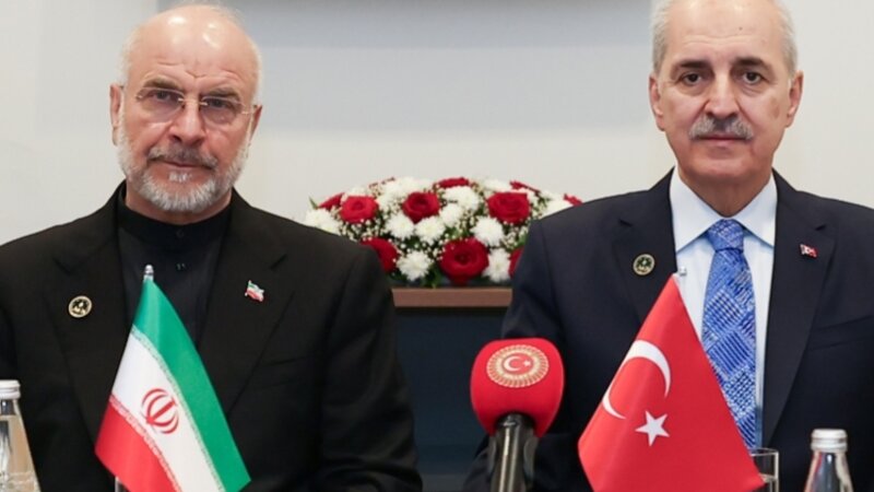 Numan Kurtulmuş Bakıda İran İslam Şurası Məclisinin sədri ilə görüşdü