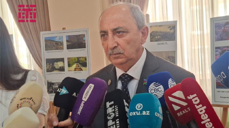 Əziz Ələkbərli: Qərbi Azərbaycandan qovulan soydaşlarımız hələ də qaçqın həyatı yaşayır