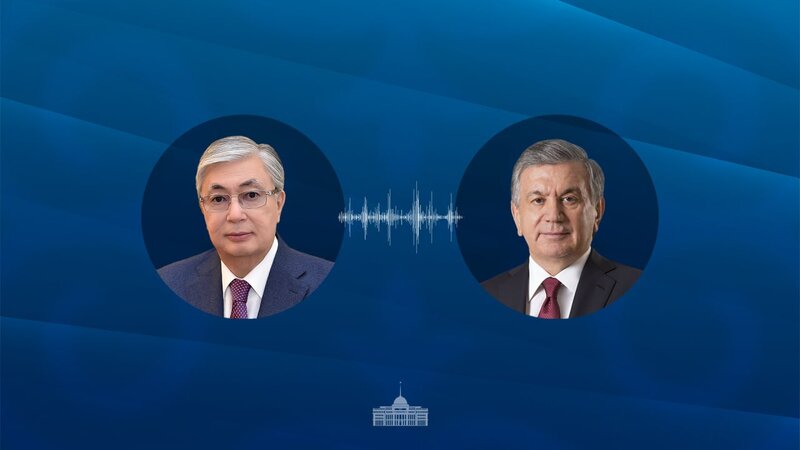 Tokayev və Mirziyoyev arasında telefon danışığı oldu