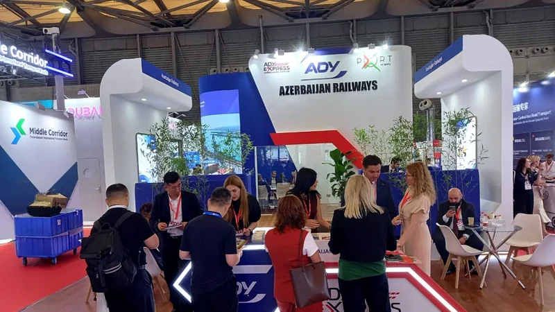 ADY Çində beynəlxalq nəqliyyat sərgisində Azərbaycanın tranzit və logistika imkanlarını təqdim edir