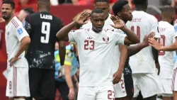 FIFA rəqibinin ayağını sındıran futbolçunu cəzalandırdı