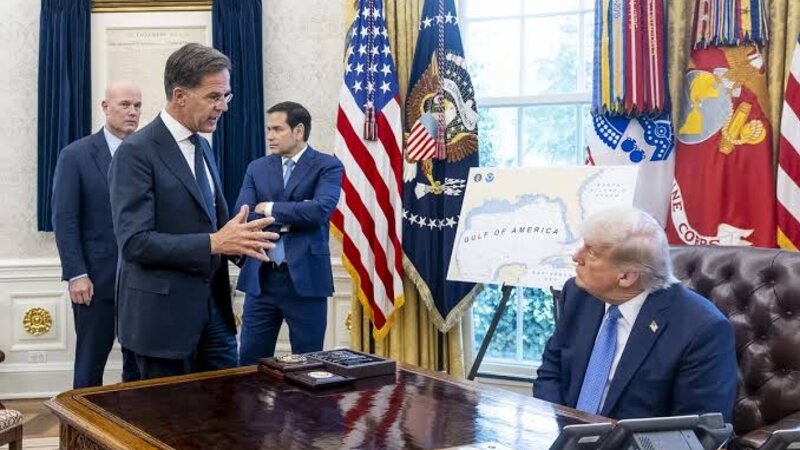 Rütte Trampa "1 trilyon dollarlıq NATO" təqdimatı edib