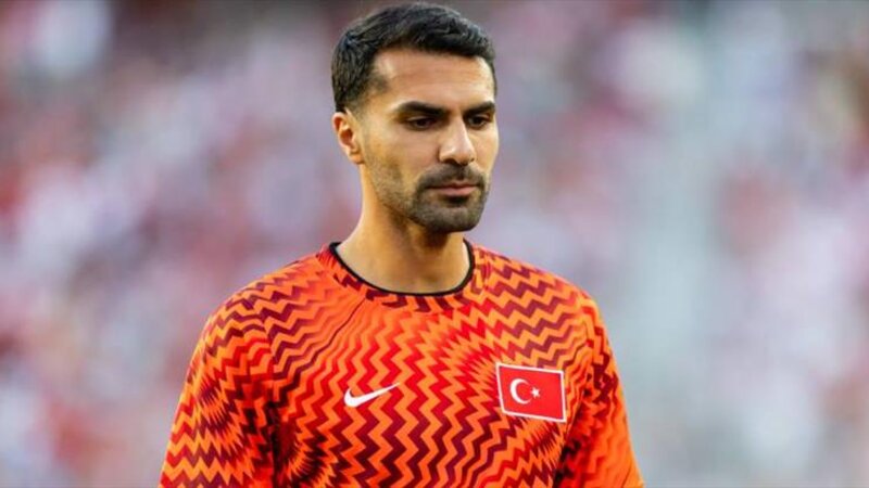 "Qalatasaray"ın istədiyi futbolçu “Roma” ilə müqaviləni yeniləyəcək