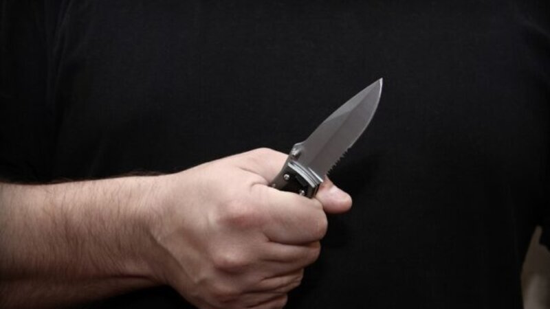 Bakıda 31 yaşlı şəxsə küçədə çoxsaylı bıçaq zərbələri vurulub