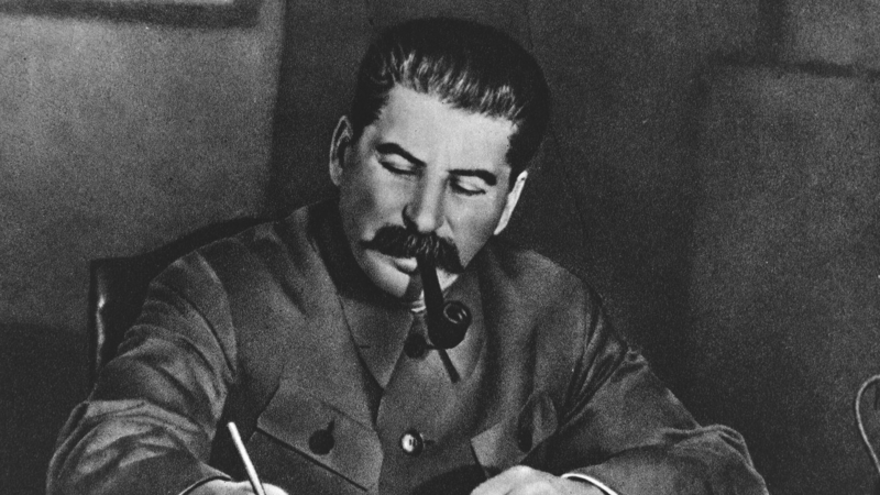 Rusiyada Stalinin qanunu bərpa edilə bilər