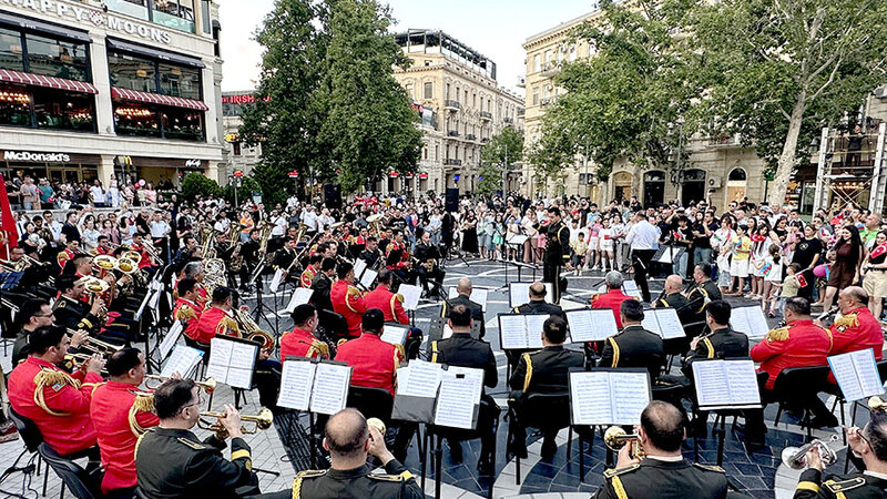 Silahı Qüvvələr Günü Azərbaycan və Türkiyə hərbi orkestrlərinin bayram konserti ilə qeyd olunub