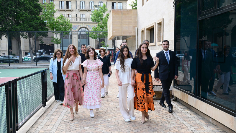 Leyla Əliyeva və Arzu Əliyeva Dənizkənarı Milli Parkda açılış və təqdimat mərasimlərində iştirak ediblər