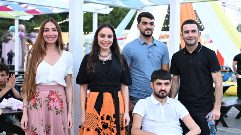 Leyla Əliyeva və Arzu Əliyeva “CandyFest” yay festivalını ziyarət ediblər