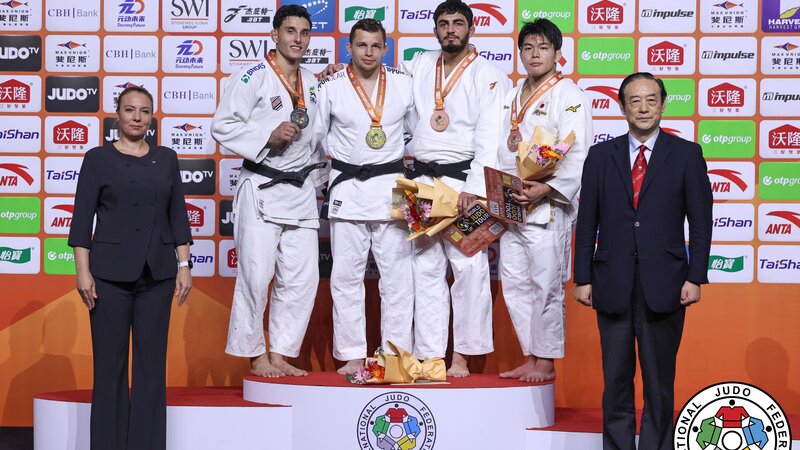 Cüdoçumuz Çində keçirilən Qran-Pridə bürünc medal qazandı