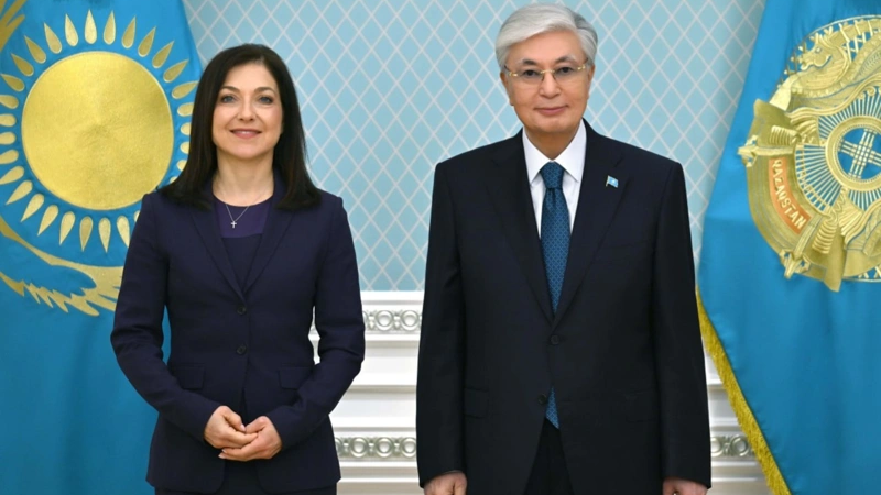 Qazaxıstan Prezidenti Katerina Rayxenlə görüşüb