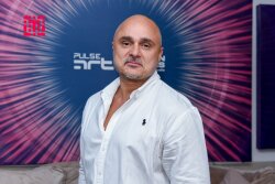 Miri Yusif Bakıda konsert verəcəyi günlərin sayını artırmalı oldu