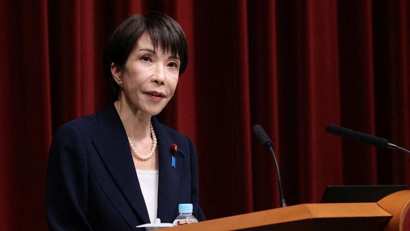 Sanae Takaiçi Hindistanda səfərdədir