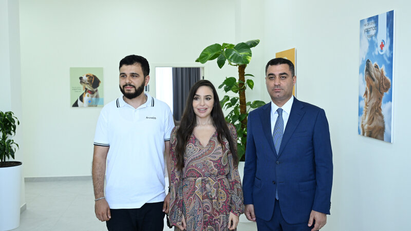 Leyla Əliyeva Yevlaxda Sahibsiz Heyvanlara Qayğı Mərkəzinin regional bölməsinin açılışında iştirak etdi