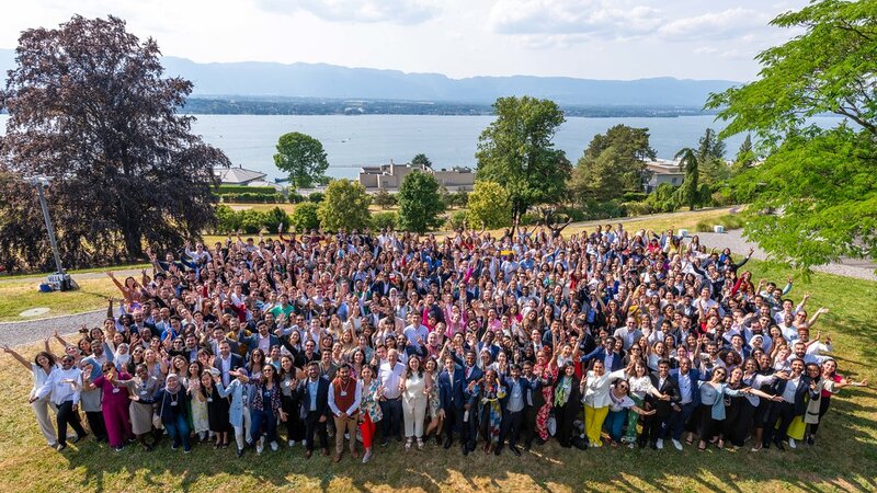 Cenevrədə "Global Shapers Annual Summit" keçirildi