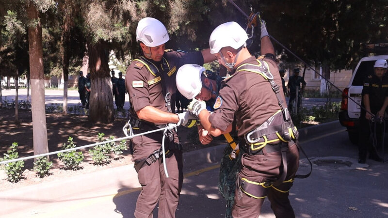 FHN və DSX birgə təlim keçirdi -