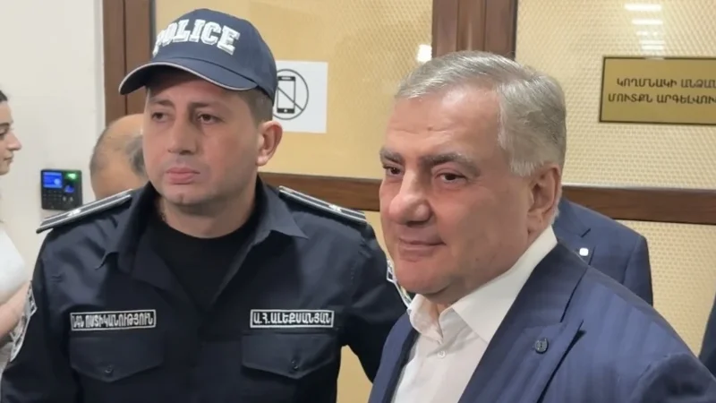 Samvel Karapetyanın ev dustaqlığı 2 ay uzadılıb