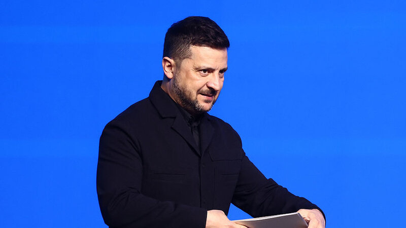 Zelenski uzaqmənzilli əməliyyatlara cavabdeh yeni komandanlıq yaradıb