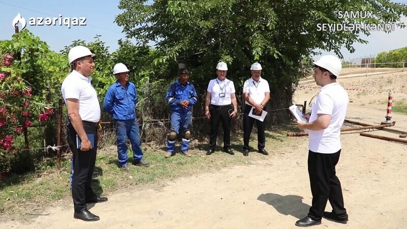 “Azəriqaz” Samuxun kəndlərində payız-qış mövsümünə hazırlıq işlərini davam etdirir