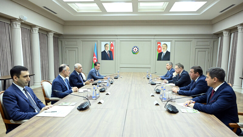 Əli Əsədov Rusiyanın səhiyyə naziri ilə görüşüb