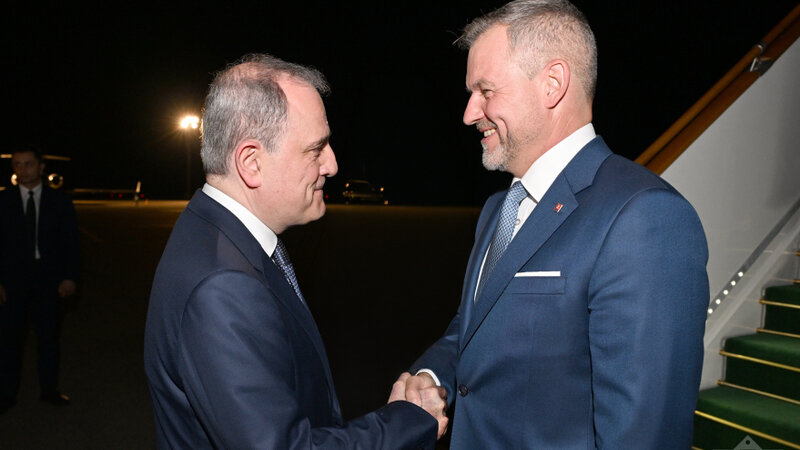 Slovakiya Prezidenti Peter Pelleqrini Azərbaycana rəsmi səfərə gəlib