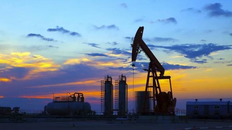 "Brent" markalı neftin qiyməti 85 dolları ötüb