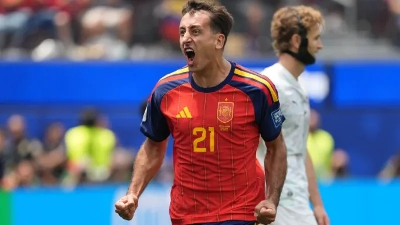 Oyarzabal İspaniya millisinin rekordunu qırdı