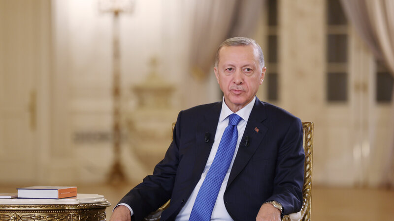 Ərdoğan: Həmin gecə xalqımız terror şəbəkəsinin hökmranlığı altına girməyi rədd etdi