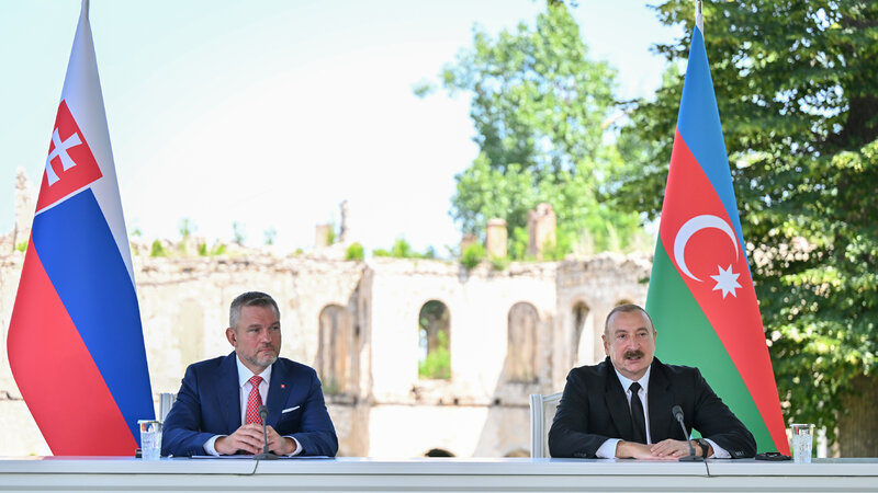 Prezident: Azərbaycan-Slovakiya siyasi əlaqələri çox yüksək səviyyədədir