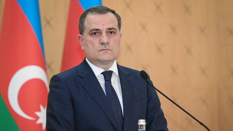 Ceyhun Bayramov Rusiyaya rəsmi səfərə yola düşüb