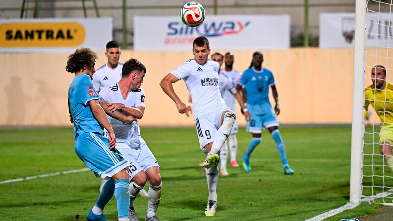 Konfrans Liqası: "Zirə" "Torpedo"ya qarşı -