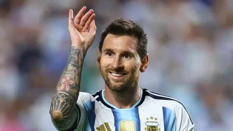 Messi "Qızıl top" favoritlərinin reytinqində ikinci yerdədir