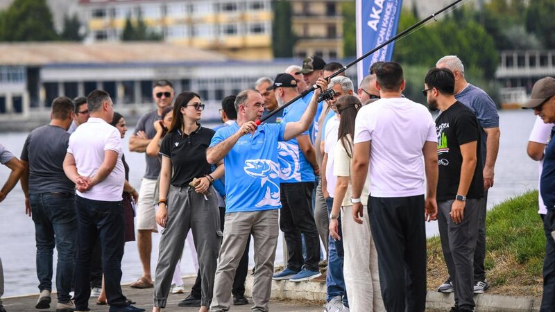 Mingəçevirdə balıq ovu festivalı keçirilib