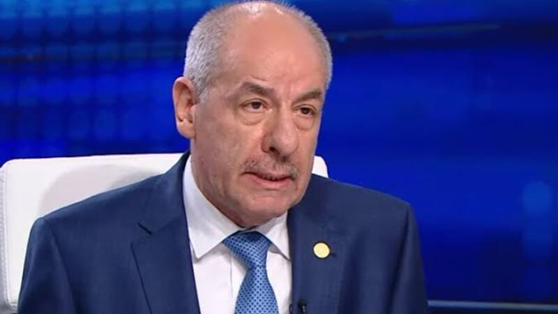 Macarıstan Prezidenti onun vəzifədən kənarlaşdırılmasını nəzərdə tutan düzəliş imzaladı