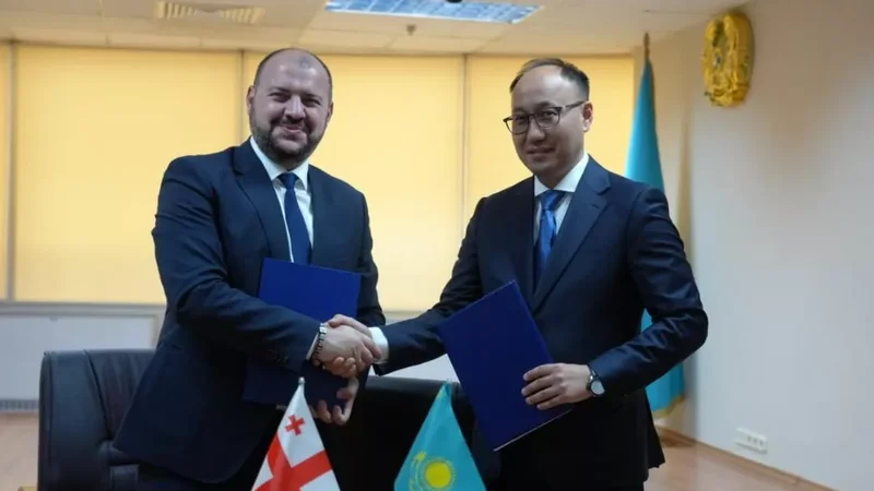 Qazaxıstan və Gürcüstan beynəlxalq yükdaşımalarda elektron icazə sisteminə keçir
