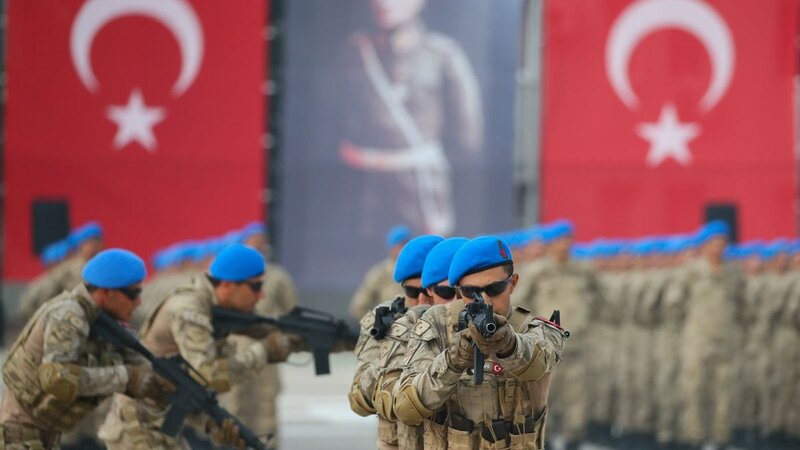Ərdoğanı hərbi parad zamanı öldürmək istədilər