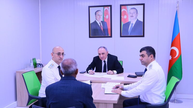 Baş prokuror Kəlbəcərdə vətəndaşları qəbul edib -