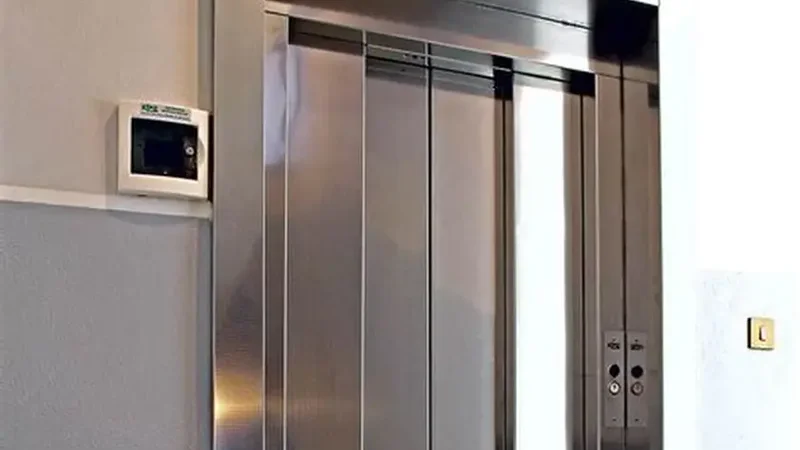 FHN təhlükəsizlik tələblərinə cavab verməyən liftlərin fəaliyyətini dayandırıb