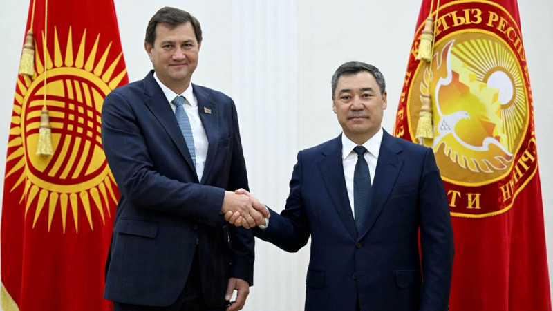 Qırğızıstan Prezidenti Belarus xarici işlər nazirini qəbul edib