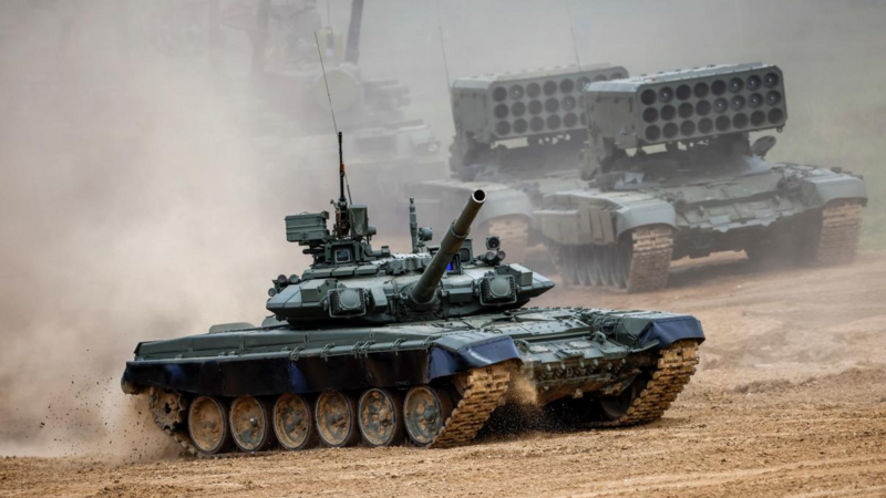 Ukrayna Rusiyanın irimiqyaslı tank hücumunu darmadağınla dayandırdı