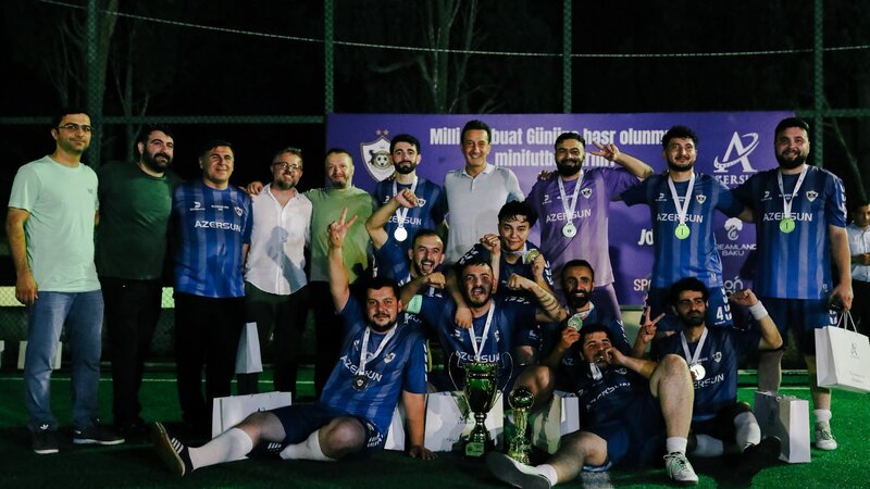 Milli Mətbuat Gününə həsr olunan minifutbol turniri başa çatdı - FOTO