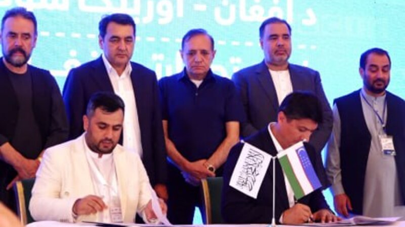 Əfqanıstan və Özbəkistan 200 milyon dollarlıq müqavilələr imzaladı