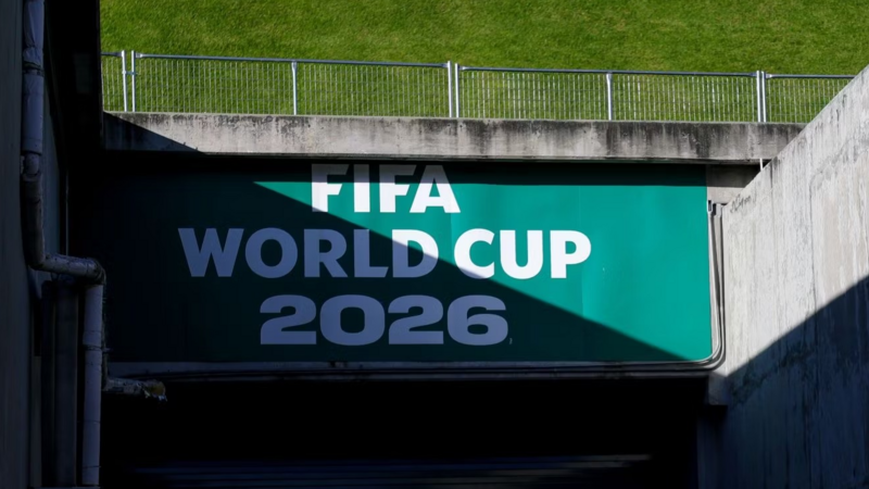 İnfantino DÇ hüquqlarının satışı üçün FIFA üzvlərinə 40 milyon təklif etdi