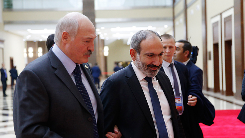 Nikol Lukaşenkoya iki il sonra cavab verdi –