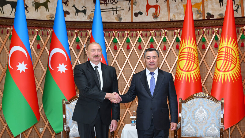 İlham Əliyev Qarabağın bərpasında köməyə görə Qırğızıstana təşəkkür etdi