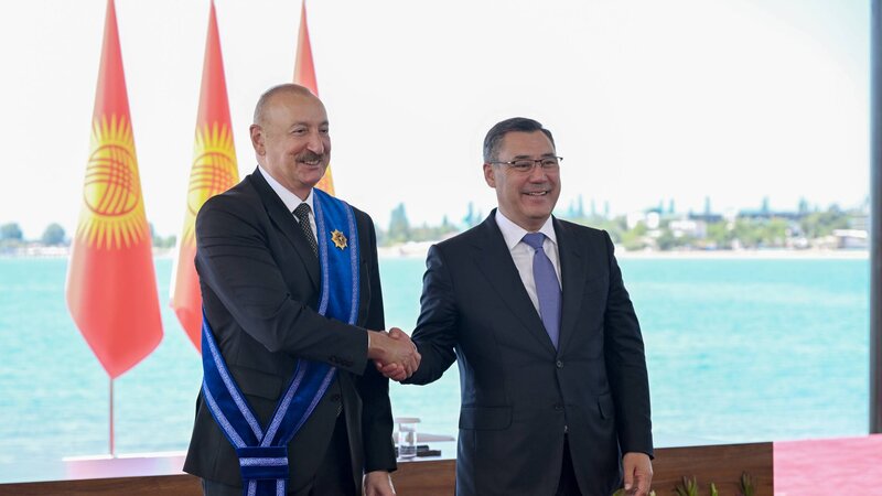 Azərbaycan və Qırğızıstan prezidentlərinin təltifolunma mərasimi keçirilib