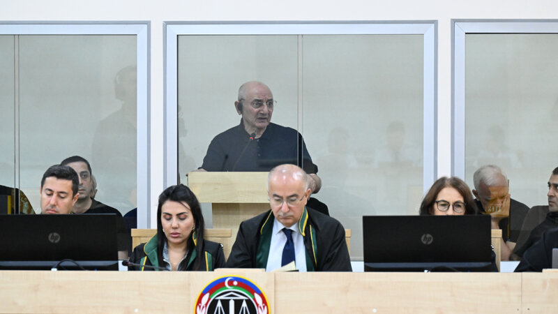 Ermənistan vətəndaşlarının şikayətləri üzrə apellyasiya məhkəməsində hakimlər kollegiyası müşavirəyə gedib -