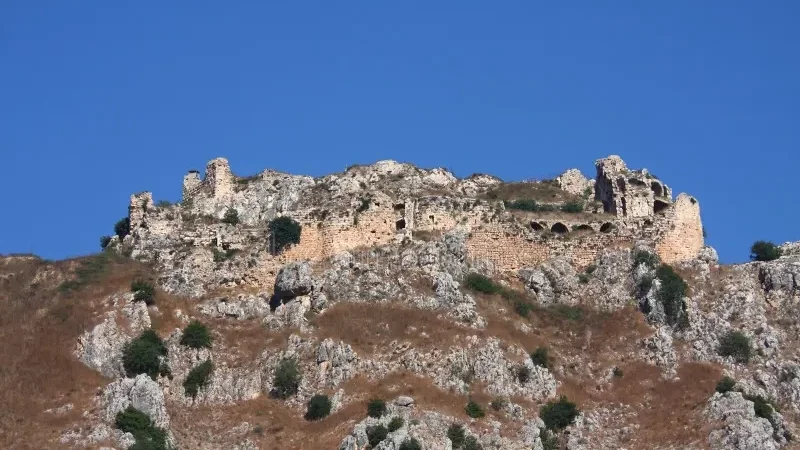 BMT İsrailin Livandakı tarixi abidələrin ətrafına hücumlarından narahatdır