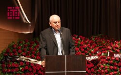 Nəriman Həsənzadənin oğlu: Anamın ölümündən sonra atam həyatını övladlarına həsr etdi